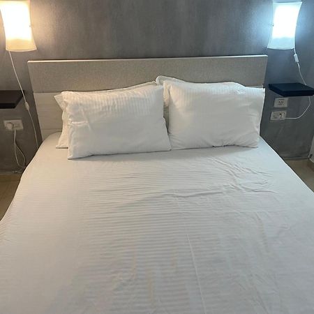 Llalis Luxury Lägenhet Eilat Exteriör bild